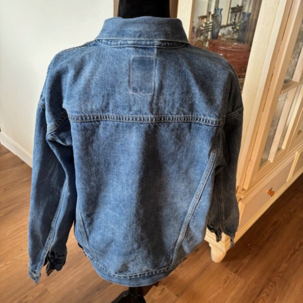 Gap Classic Trucker Denim Jacket Med Blue Wash Unisex OVERSIZED EUC M - Picture 3 of 6